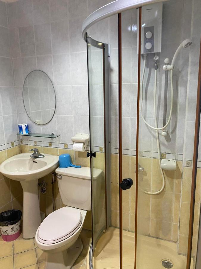 Romy'S Place - Entire 3Rd Floor Apartment Vigan Bagian luar foto